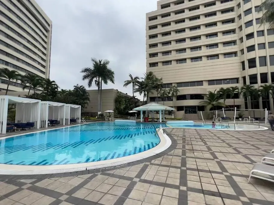 جواياكيل Suite De Lujo Hilton Colon